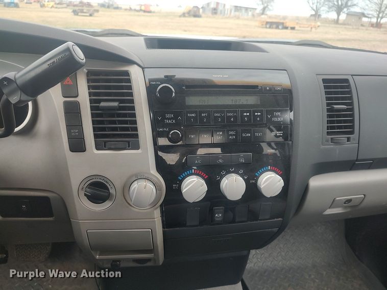 image for item DQ5782 2007 Toyota Tundra  Double Cab pickup truck