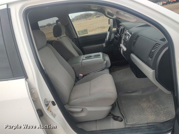 image for item DQ5782 2007 Toyota Tundra  Double Cab pickup truck