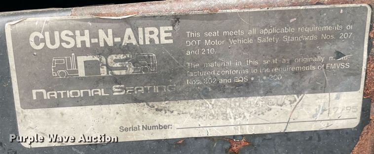 image for item DQ5783 1995 Freightliner FL70  semi truck