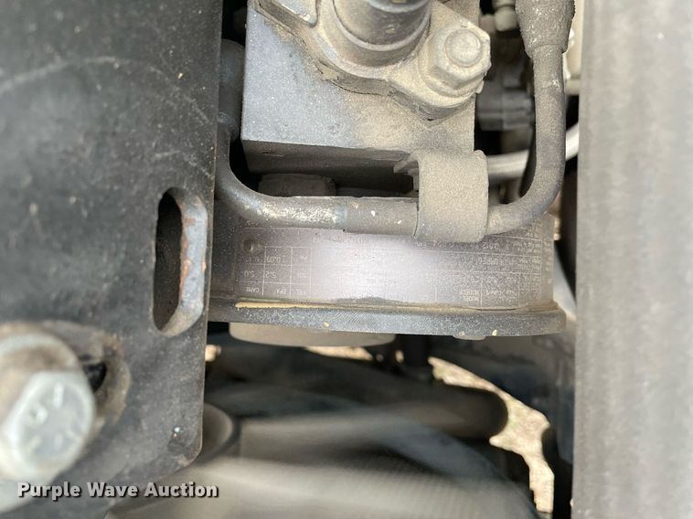 image for item DQ5783 1995 Freightliner FL70  semi truck