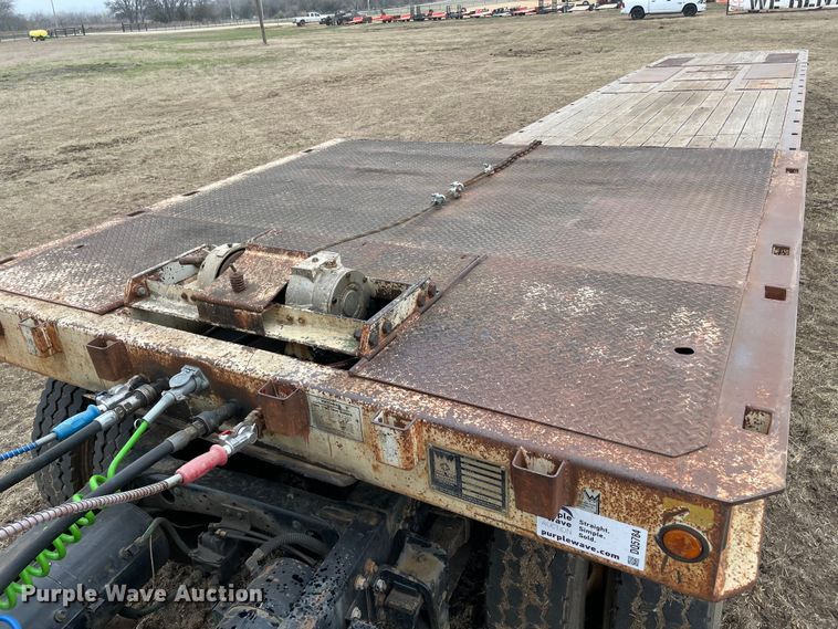 image for item DQ5784 1985 Trail King 1848-1300  equipment trailer