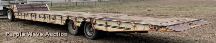 image for item DQ5784 1985 Trail King 1848-1300  equipment trailer