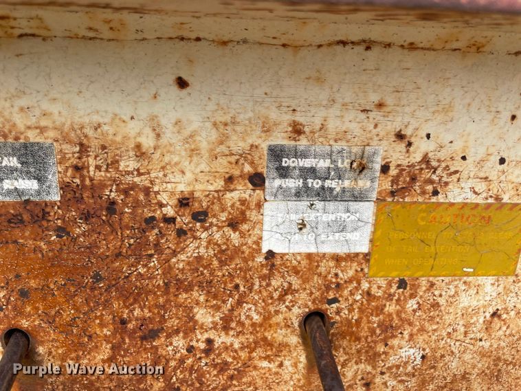 image for item DQ5784 1985 Trail King 1848-1300  equipment trailer