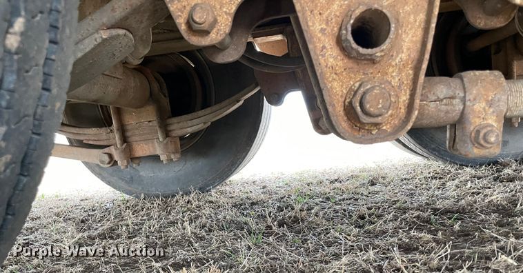 image for item DQ5784 1985 Trail King 1848-1300  equipment trailer