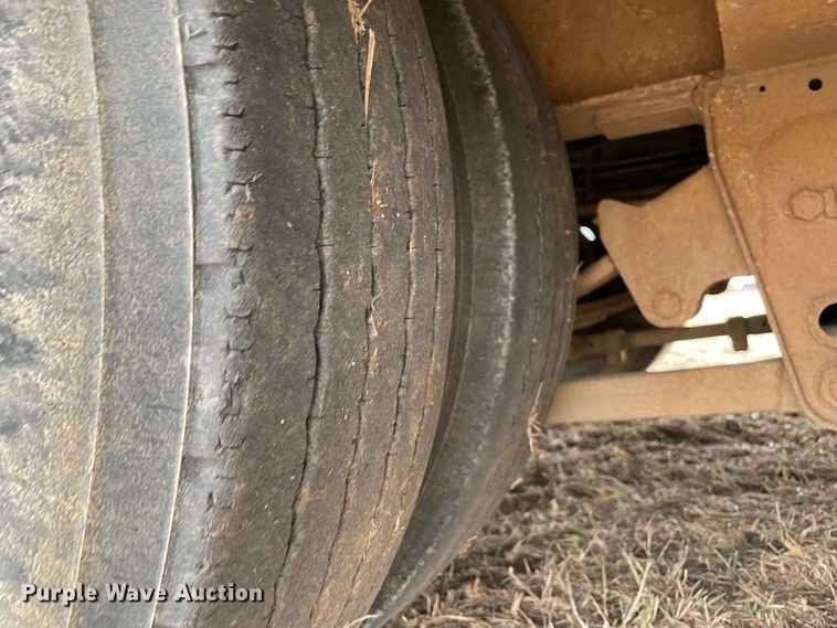 image for item DQ5784 1985 Trail King 1848-1300  equipment trailer