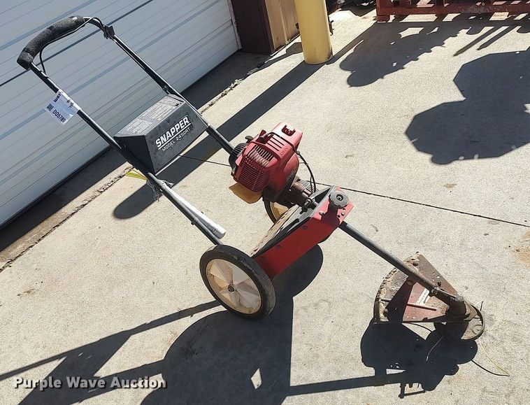 image for item DQ5789 Snapper 2450RT  string trimmer