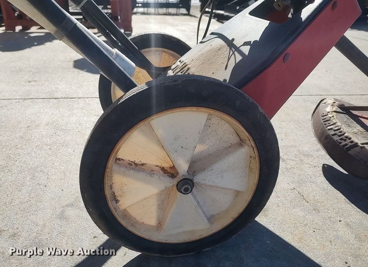 image for item DQ5789 Snapper 2450RT  string trimmer