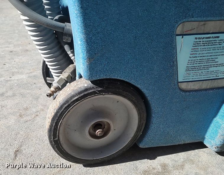 image for item DQ5791 Edic Fivestar  carpet extractor