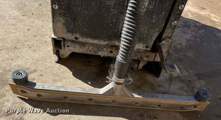 image for item DQ5800 Clarke Vision 20E  floor cleaner