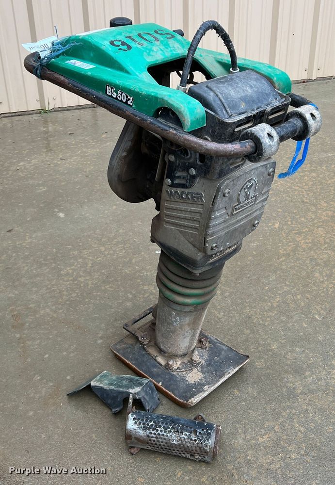 image for item DQ5807 Wacker BS50-2  plate compactor