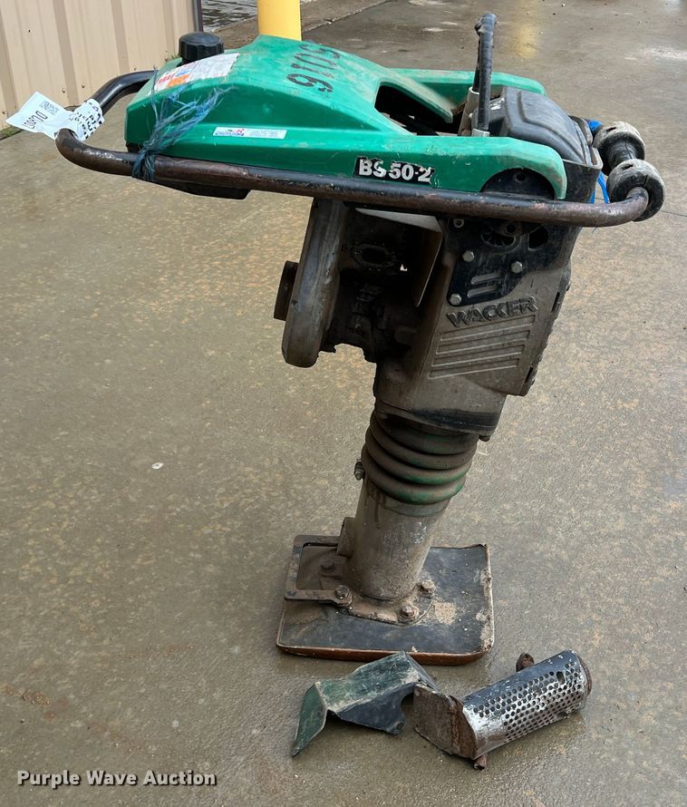 image for item DQ5807 Wacker BS50-2  plate compactor