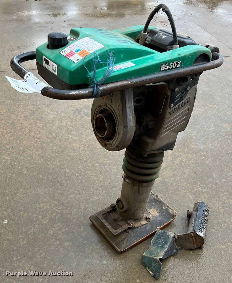 image for item DQ5807 Wacker BS50-2  plate compactor