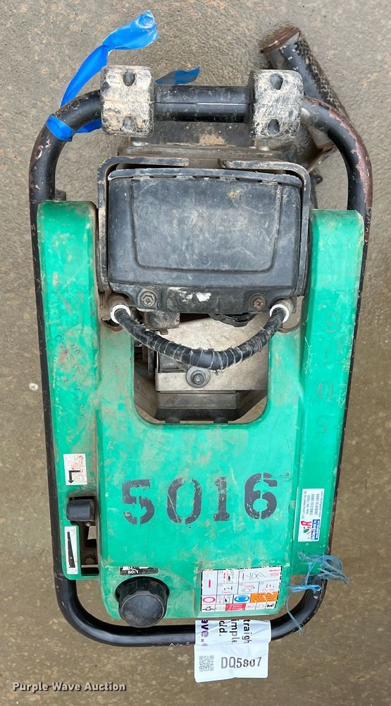 image for item DQ5807 Wacker BS50-2  plate compactor