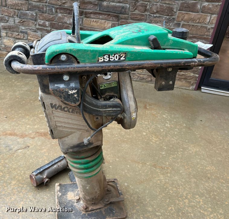 image for item DQ5807 Wacker BS50-2  plate compactor