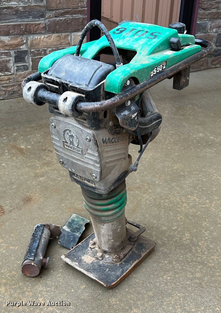 image for item DQ5807 Wacker BS50-2  plate compactor