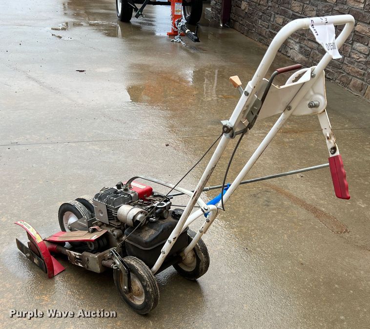 image for item DQ5808 Little Wonder Professional Edger  edger