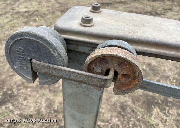 image for item DQ5809 Fairbanks  scale