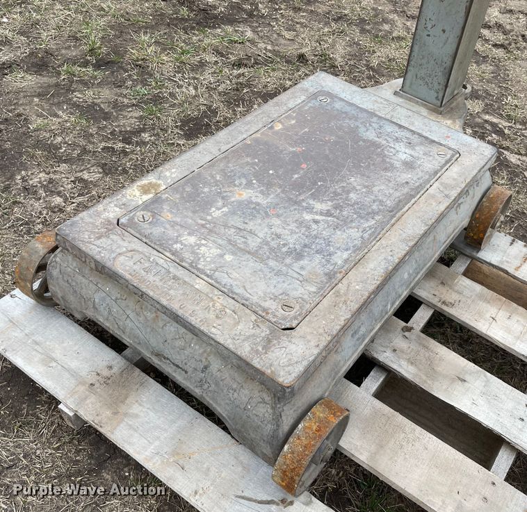 image for item DQ5809 Fairbanks  scale