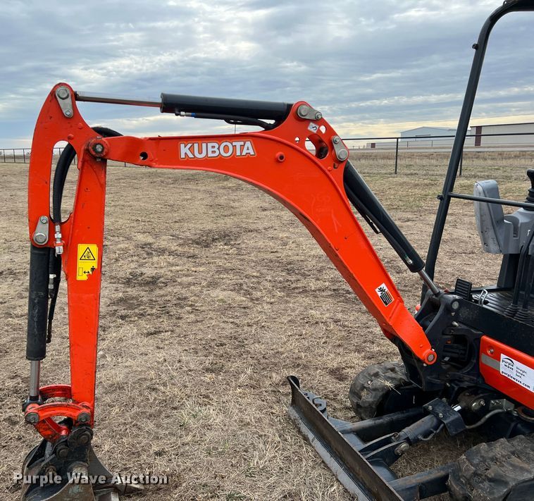 image for item DQ5811 2020 Kubota KX018-4  mini excavator
