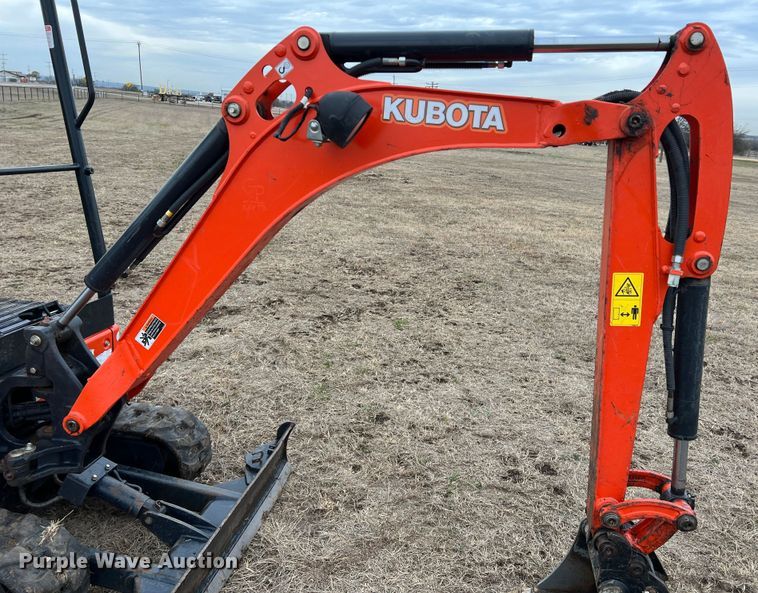 image for item DQ5811 2020 Kubota KX018-4  mini excavator