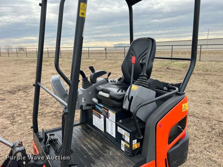 image for item DQ5811 2020 Kubota KX018-4  mini excavator