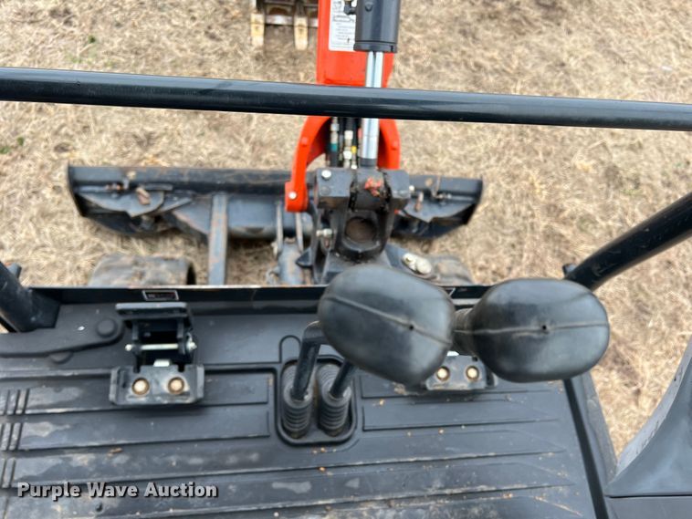 image for item DQ5811 2020 Kubota KX018-4  mini excavator