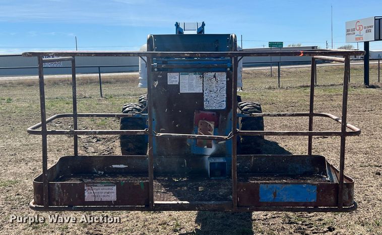 image for item DQ5816 1999 Genie S60  boom lift