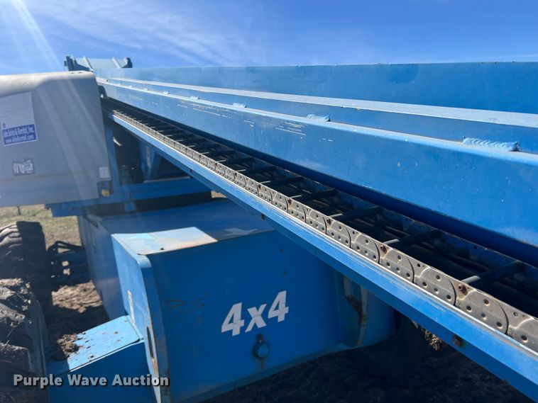 image for item DQ5816 1999 Genie S60  boom lift