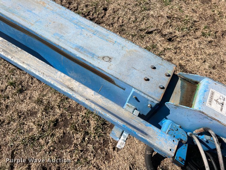 image for item DQ5816 1999 Genie S60  boom lift