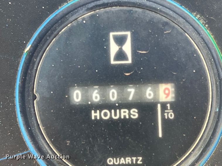 image for item DQ5816 1999 Genie S60  boom lift