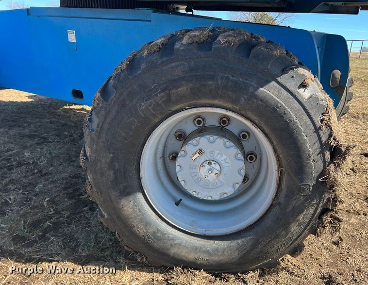 image for item DQ5816 1999 Genie S60  boom lift