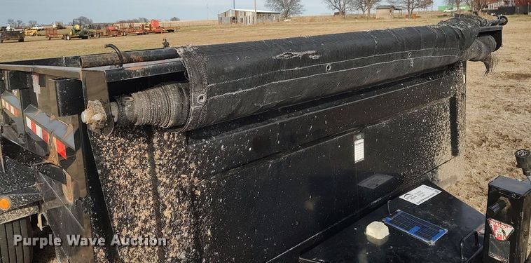 image for item DQ5817 PJ  dump trailer