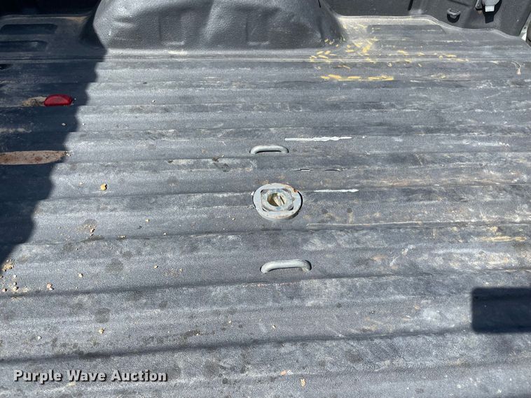 image for item DS2830 2020 Chevrolet Silverado 2500HD  Crew Cab pickup truck