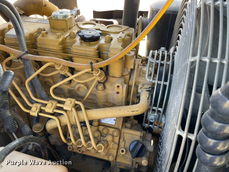 image for item DS2831 Sullair 185DPQ  air compressor