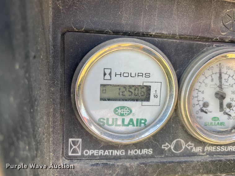 image for item DS2831 Sullair 185DPQ  air compressor