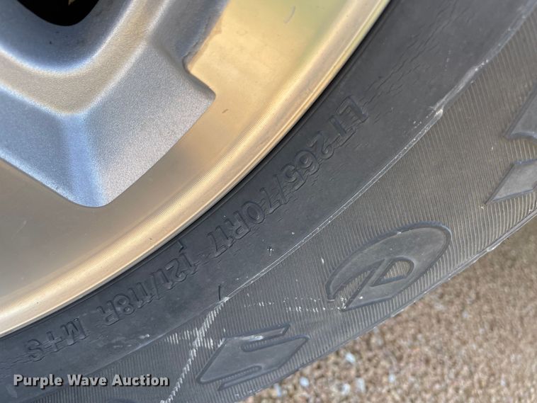 image for item DS2835 2017 Chevrolet Silverado 2500HD  Crew Cab pickup truck