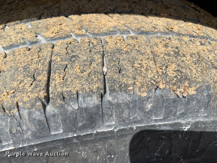 image for item DS2835 2017 Chevrolet Silverado 2500HD  Crew Cab pickup truck