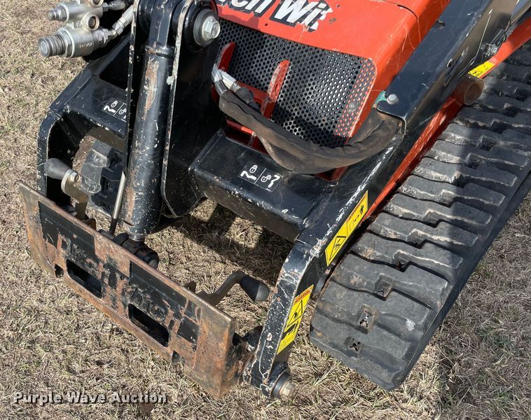 image for item MM9381 2019 Ditch Witch SK1050  compact utility loader
