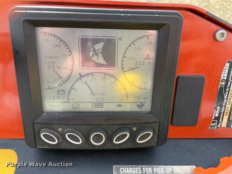 image for item MM9381 2019 Ditch Witch SK1050  compact utility loader