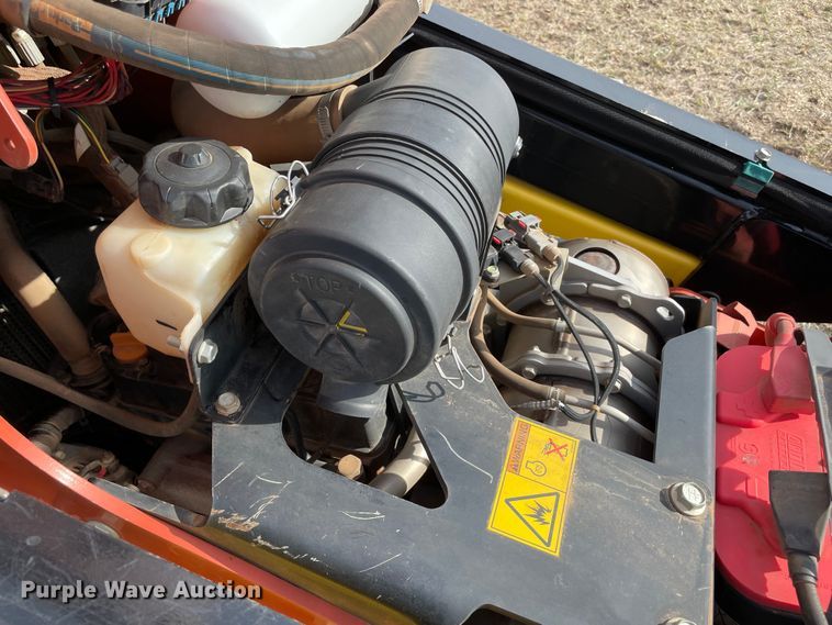 image for item MM9381 2019 Ditch Witch SK1050  compact utility loader