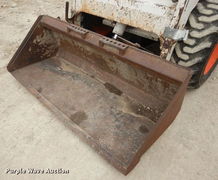 image for item DK7666 1991 Bobcat 743B  skid steer loader