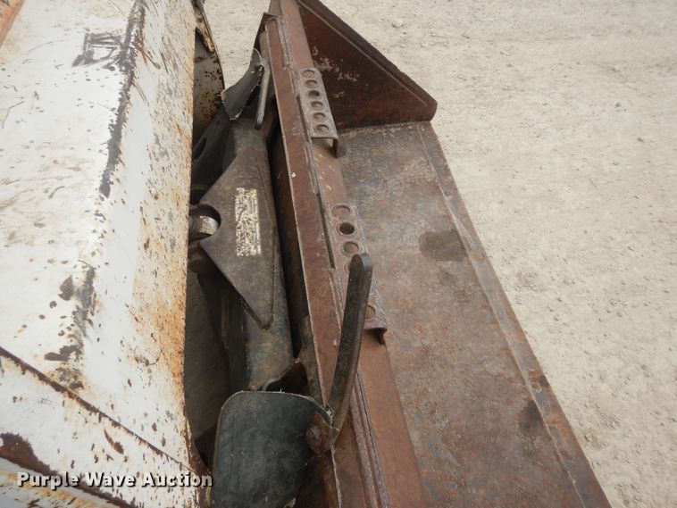 image for item DK7666 1991 Bobcat 743B  skid steer loader