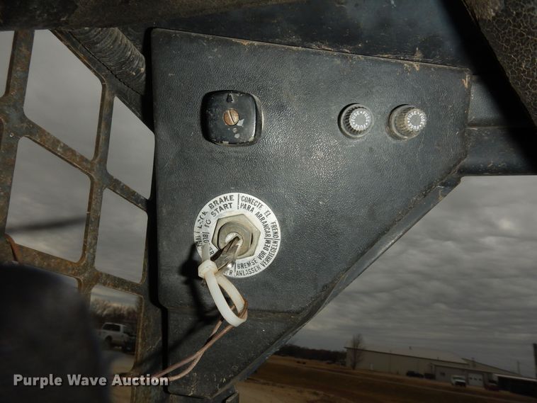 image for item DK7666 1991 Bobcat 743B  skid steer loader