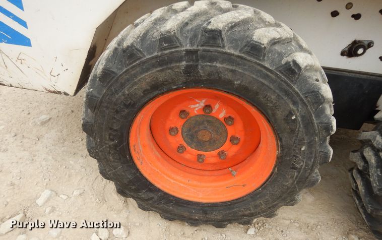 image for item DK7666 1991 Bobcat 743B  skid steer loader