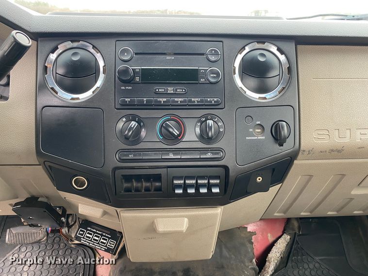 image for item DL7031 2008 Ford F550 Super Duty  flatbed truck