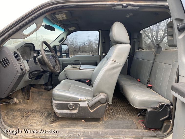 image for item DL7033 2015 Ford F250 Super Duty  SuperCab pickup truck