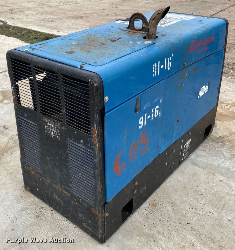 image for item DL7034 Miller Bobcat 250  welder/generator