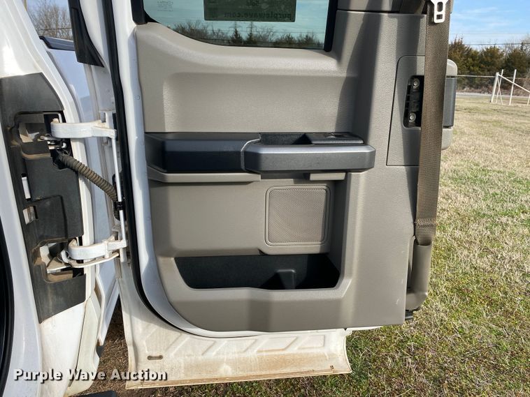 image for item DL7035 2016 Ford F150  SuperCab pickup truck