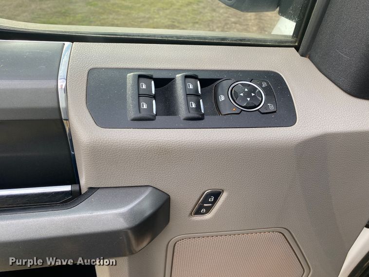 image for item DL7035 2016 Ford F150  SuperCab pickup truck