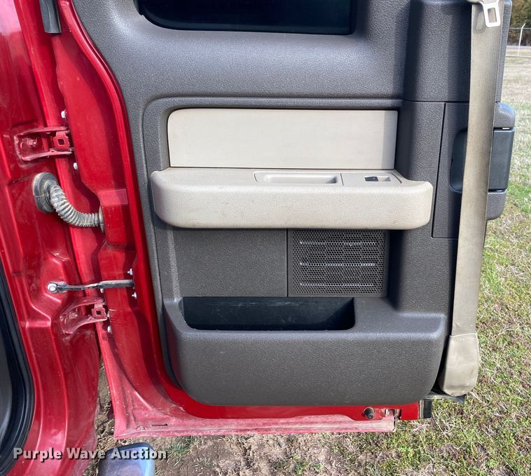 image for item DL7048 2010 Ford F150  SuperCab pickup truck